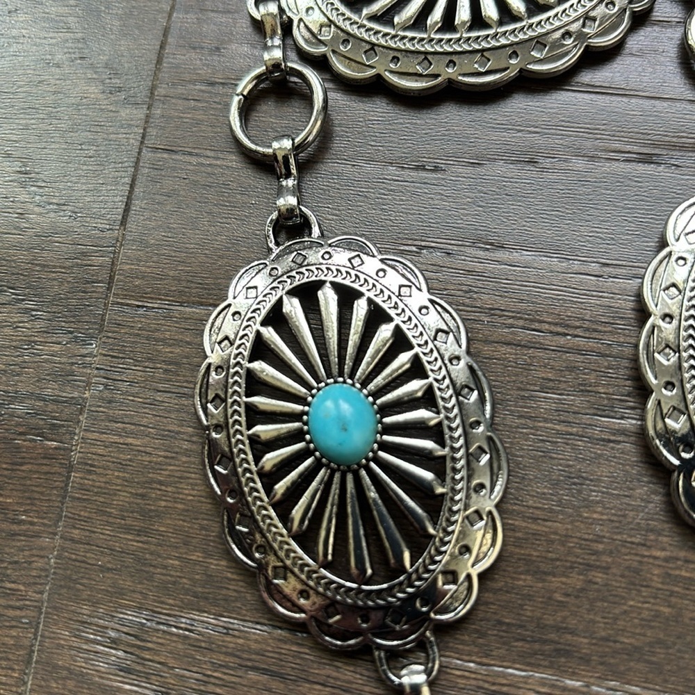 American Bison Western Chain Belt,oval silver tone conchos,faux turquoise stones - Picture 4 of 11